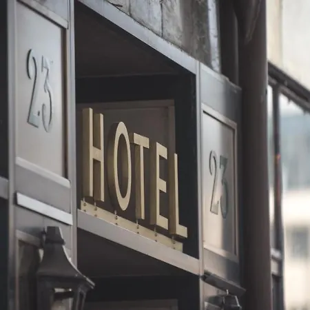 Hotel Montana